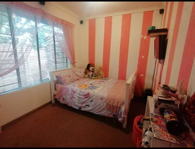 2 BEDROOM TOWNHOUSE FOR SALE IN AMBERFIELD